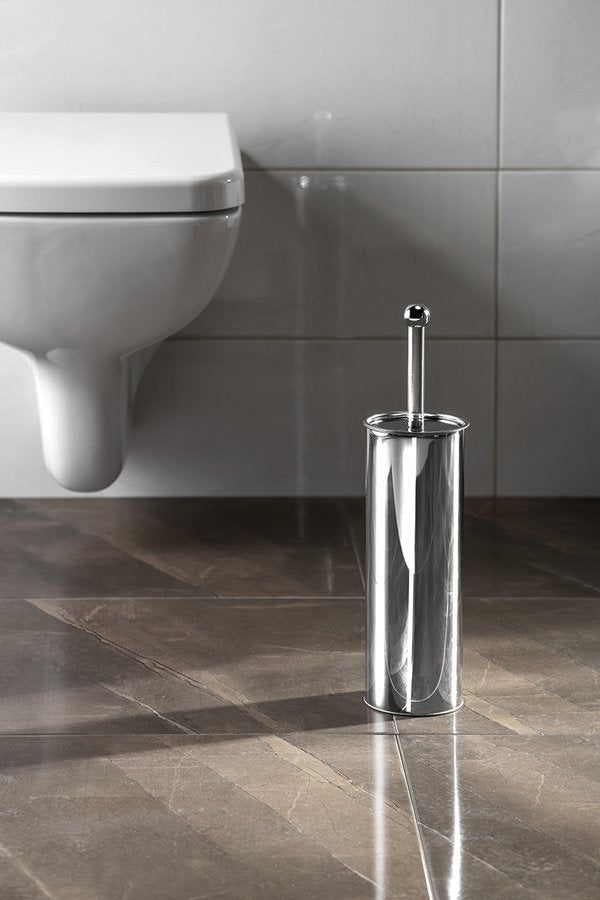 WC-ščetka AQUALINE SIMPLE LINE, valjasta, sijoče nerjavno jeklo – izdelek 04065F – primer postavitve v prostoru. Drugi prikazani izdelki niso vključeni v nakup.