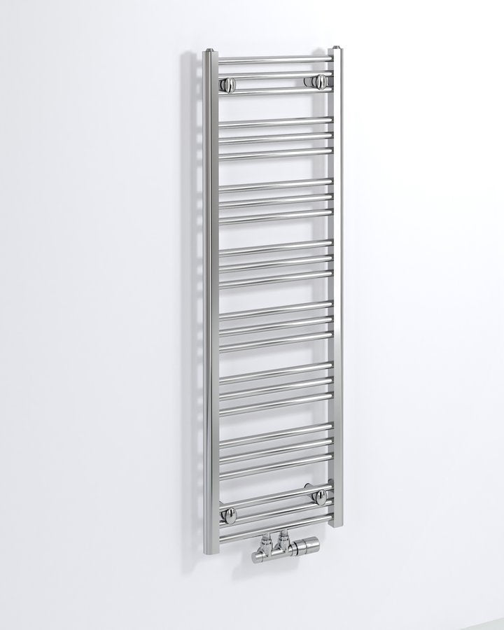 Kopalniški radiator BRUCKNER ALBRECHT, 400 × 1250 mm, srednji priključek, kromiran – izdelek 600.112.1. Na sliki so prikazani tudi priključni ventili; vsebina nakupa je navedena v opisu.