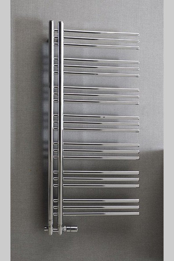Kopalniški radiator SAPHO DORLION, 500 × 1200 mm, kromiran – izdelek 1130-11 – dodatni pogled 1. Na sliki so prikazani tudi priključni ventili; vsebina nakupa je navedena v opisu.