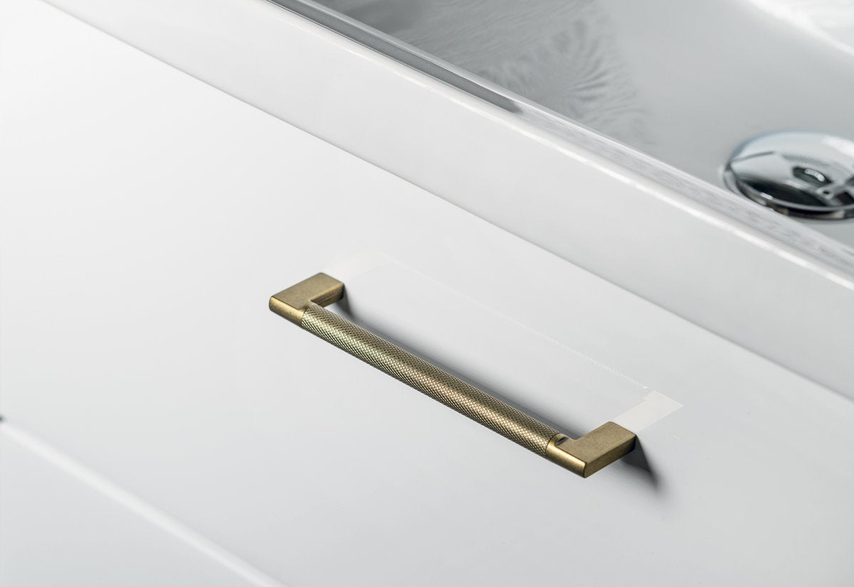 Kovinski ročaj za pohištvo SAPHO, 174 mm, razmik lukenj 160 mm, antično zlat – izdelek 12459 – dodatni pogled